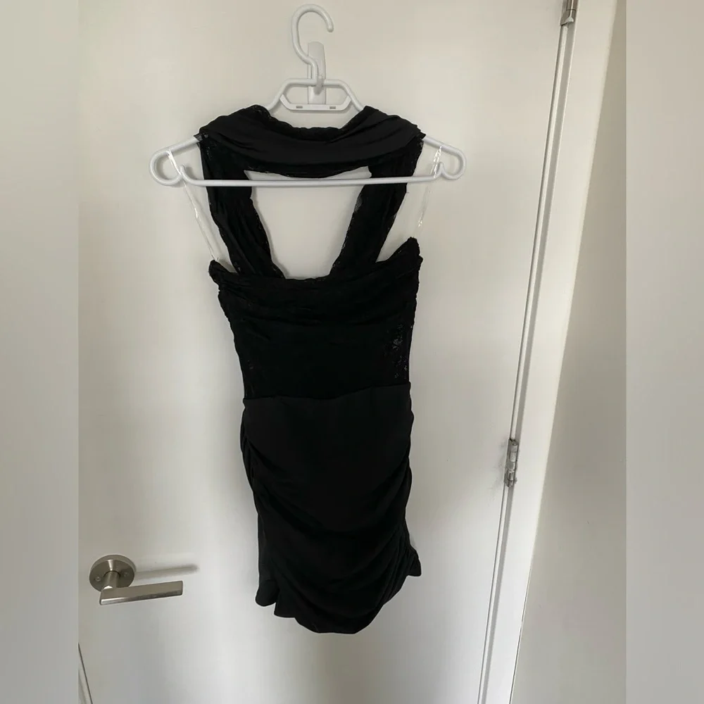 Beautiful Peppermayo black off shoulder lace detail mini dress new with tag - Picture 6 of 6